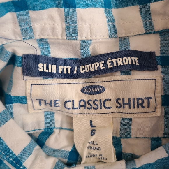 Old Navy Slim Fit Blue and White Picnic Shirt - Picture 3 of 3